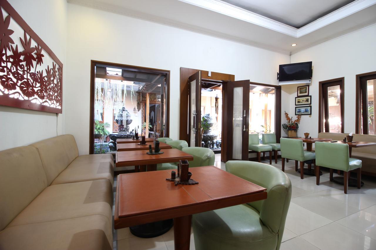 Reddoorz Plus Near Tugu Jogja 2 요그야카르타 외부 사진