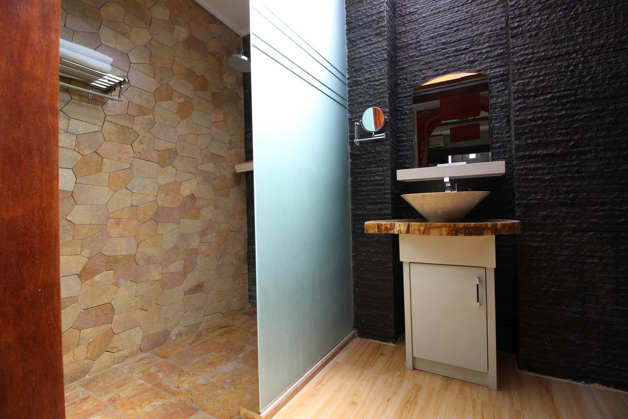 Reddoorz Plus Near Tugu Jogja 2 요그야카르타 외부 사진